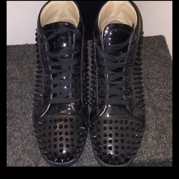 Shoes - Picture 3 of 6